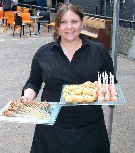 hog-roast-video-caterer-canapes-7
